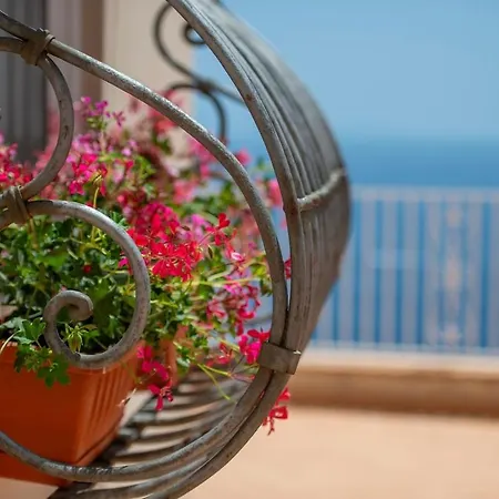 Casa Mastandrea * Praiano